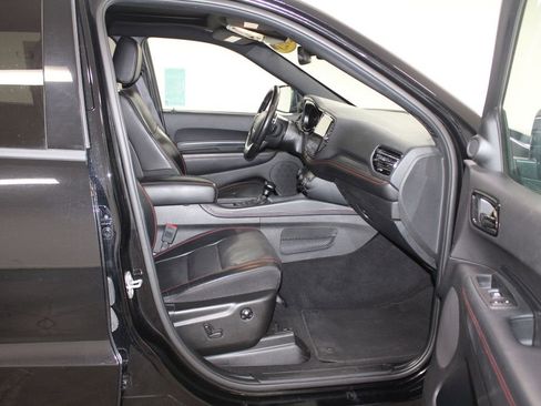 Used 2023 Dodge Durango GT image 29