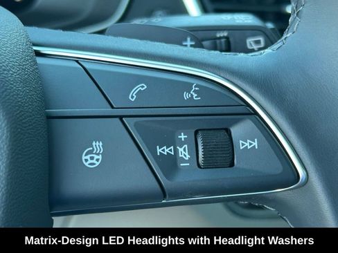 Certified 2025 Audi Q5 Prestige image 17