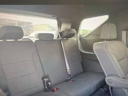 Used 2024 Chevrolet Traverse LT AWD/4WD image 10