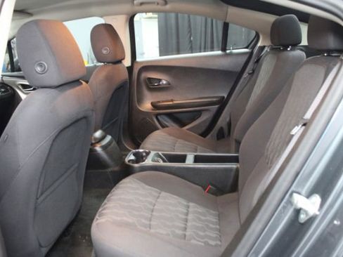 Used 2013 Chevrolet Volt w/ Comfort Package image 19