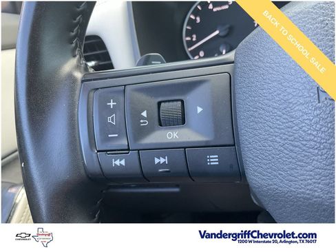 Used 2025 Nissan Rogue SV FWD image 27