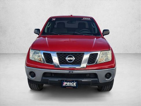 Used 2011 Nissan Frontier SV w/ SV Premium Utility Pkg image 2