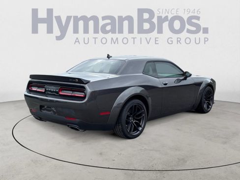 Used 2021 Dodge Challenger R/T Scat Pack RWD image 3