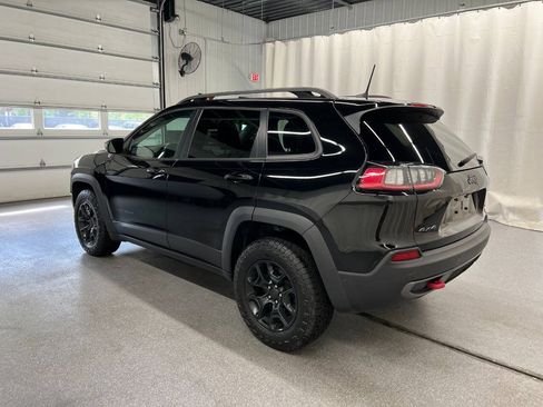 Used 2020 Jeep Cherokee Trailhawk w/ Comfort/Convenience Group AWD/4WD image 6