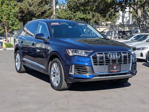 Used 2024 Audi Q7 Premium Plus image 3