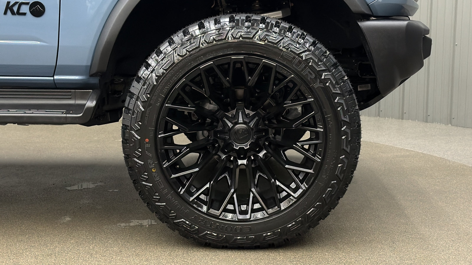 Used 2025 Ford Bronco Outer Banks AWD/4WD image 9