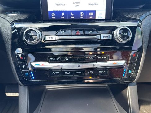 Used 2022 Ford Explorer ST w/ Equipment Group 401A AWD/4WD image 12
