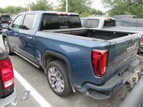 Used 2024 GMC Sierra 1500 Denali w/ Denali Reserve Package RWD image 3