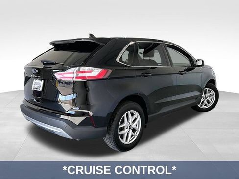 Used 2024 Ford Edge SEL w/ Convenience Package AWD/4WD image 7