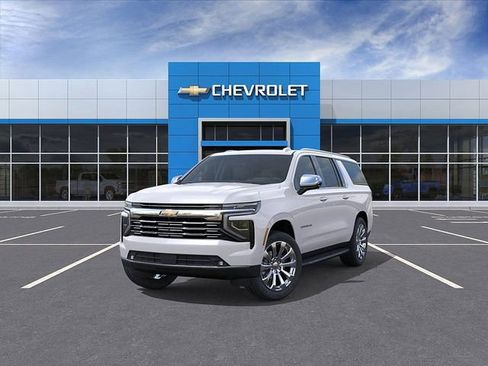 New 2025 Chevrolet Suburban Premier AWD/4WD image 8