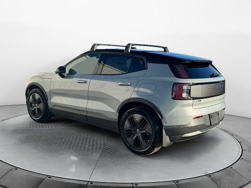 New 2026 Volvo EX30 Cross Country Ultra image 5