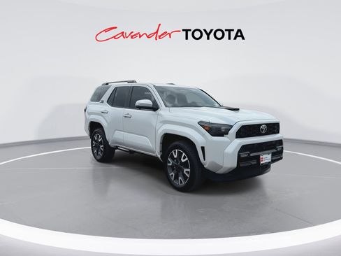 Certified 2026 Toyota 4Runner TRD Sport Premium AWD/4WD image 2