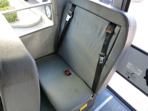 Used 2007 Chevrolet Express 3500 w/ School Bus Package image 21