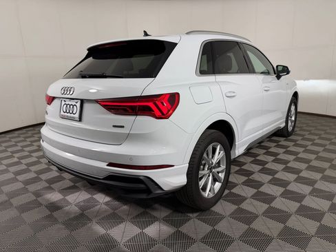 Used 2023 Audi Q3 2.0T Premium Plus image 9