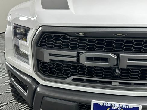 Used 2018 Ford F150 Raptor w/ Equipment Group 802A Luxury AWD/4WD image 4