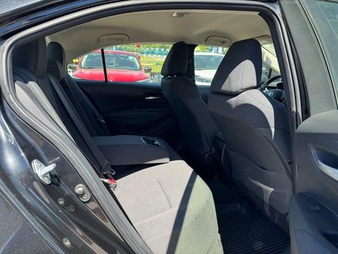 Used 2021 Toyota Corolla LE FWD image 10