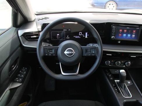 Certified 2025 Nissan Kicks S AWD/4WD image 14