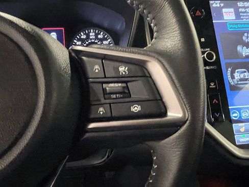 Used 2025 Subaru Ascent Premium image 38
