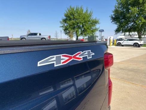 Used 2020 Chevrolet Silverado 1500 RST w/ All-Star Edition AWD/4WD image 10