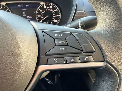 Used 2024 Nissan Altima 2.5 SV image 34