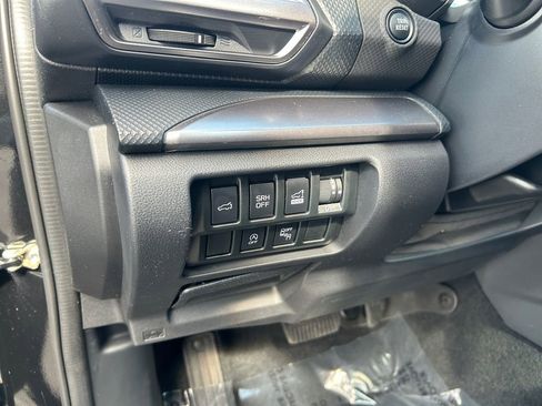 Used 2022 Subaru Forester Premium image 21