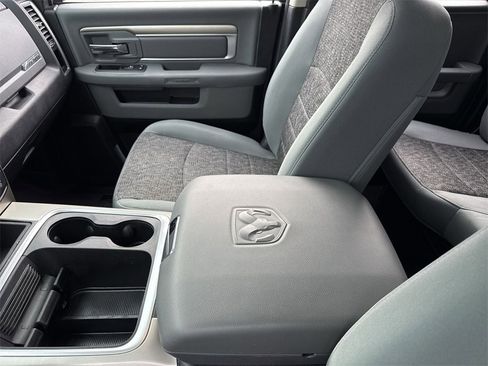 Used 2018 RAM 1500 Big Horn image 15