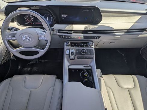 Used 2024 Hyundai Palisade Calligraphy image 16