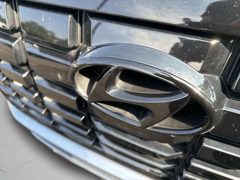 Used 2024 Hyundai Palisade Limited AWD/4WD image 25