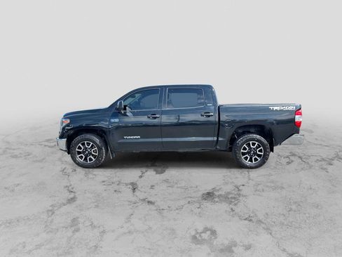 Used 2018 Toyota Tundra SR5 AWD/4WD image 5