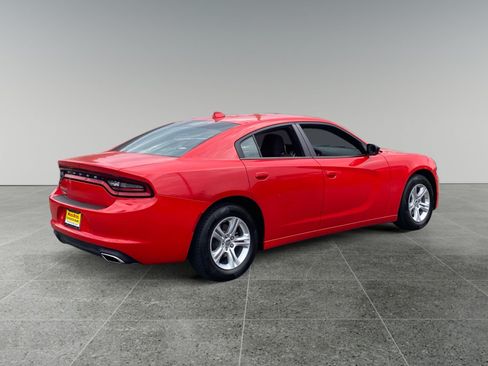 Used 2023 Dodge Charger SXT RWD image 5
