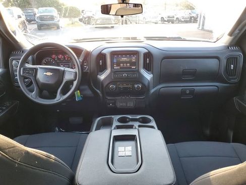 Used 2022 Chevrolet Silverado 2500 Custom w/ Custom Convenience Package image 13