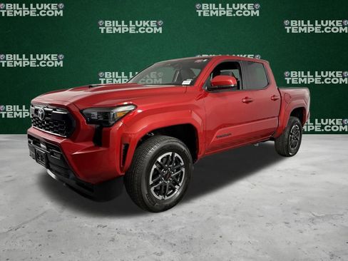 Used 2025 Toyota Tacoma TRD Sport AWD/4WD image 8