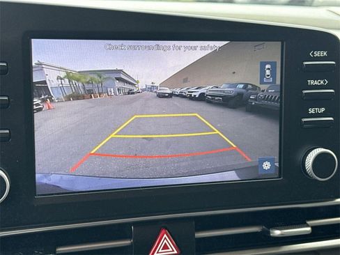 Used 2022 Hyundai Elantra SEL w/ Cargo Package image 13