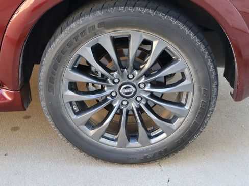 Used 2023 Nissan Armada Platinum w/ Captain's Chairs Package RWD image 33