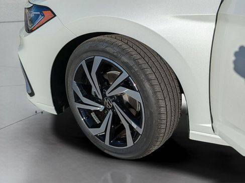 New 2026 Volkswagen Jetta SEL FWD image 30