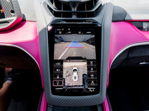 Used 2025 Lamborghini Revuelto AWD/4WD image 67