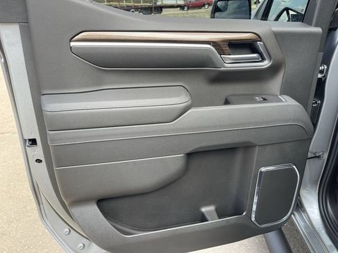 Used 2026 Chevrolet Silverado 1500 RST w/ RST Select Package AWD/4WD image 12