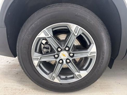 Used 2023 Chevrolet Blazer LT image 30