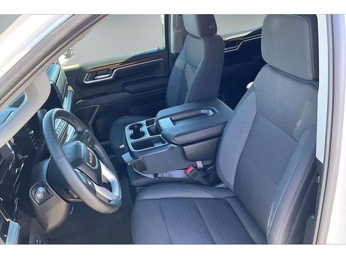 Used 2025 GMC Sierra 1500 Elevation w/ X31 Off-Road Package AWD/4WD image 19