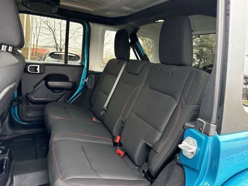 Used 2020 Jeep Wrangler Unlimited Rubicon AWD/4WD image 21