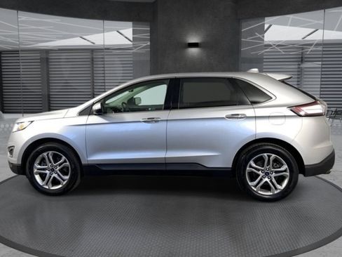 Used 2018 Ford Edge Titanium AWD/4WD image 8