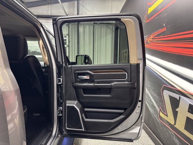 Used 2022 RAM 2500 Laramie AWD/4WD image 25