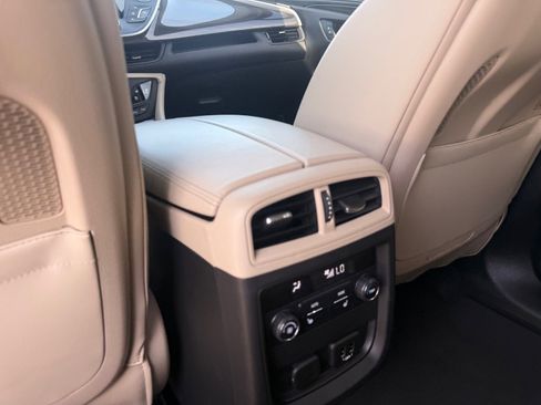 Used 2020 Buick Envision Premium AWD/4WD image 26