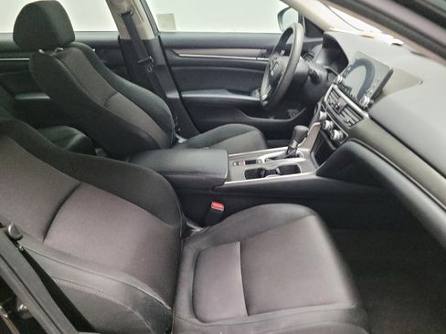 Used 2018 Honda Accord LX image 21