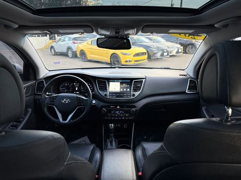 Used 2016 Hyundai Tucson Limited w/ Option Group 03 image 27