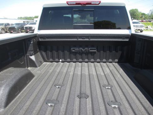 New 2026 GMC Sierra 2500 Denali Ultimate AWD/4WD image 7