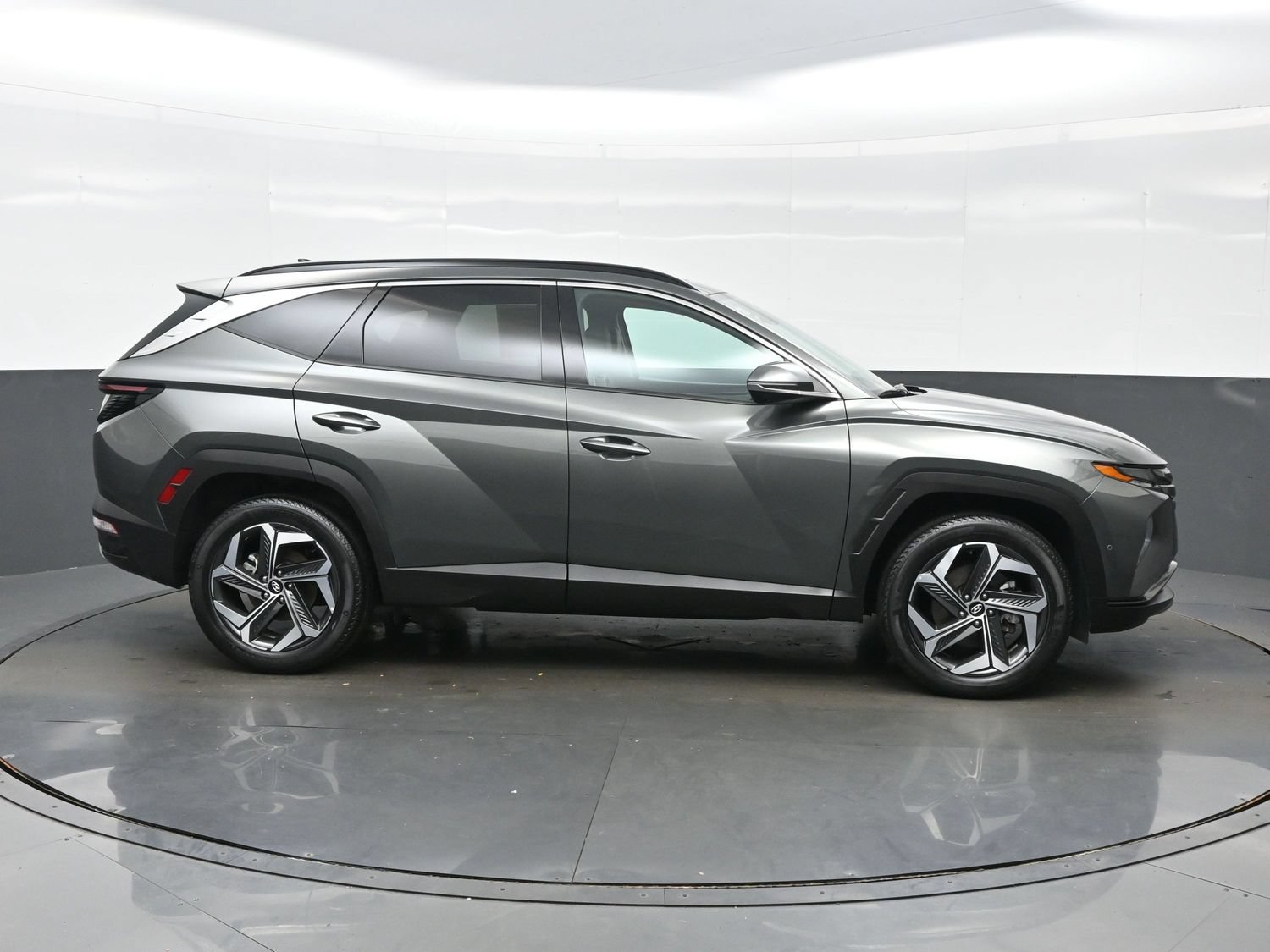 Used 2023 Hyundai Tucson Limited AWD/4WD image 7