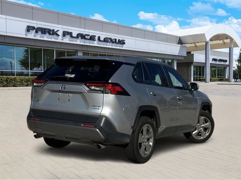 Used 2019 Toyota RAV4 Limited w/ Limited Grade Weather Package image 4