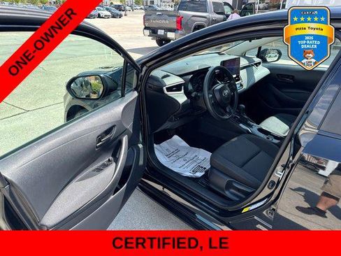 Certified 2025 Toyota Corolla LE FWD image 9