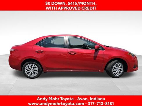 Used 2018 Toyota Corolla LE w/ Carpet Mat Package (TMS) FWD image 8